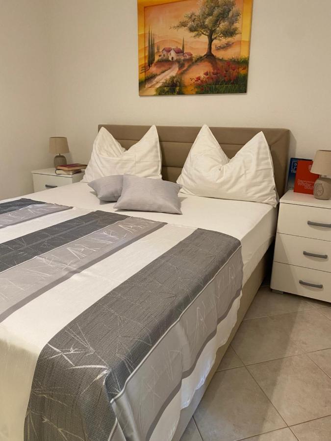 Apartment Jelena Цриквеница Экстерьер фото